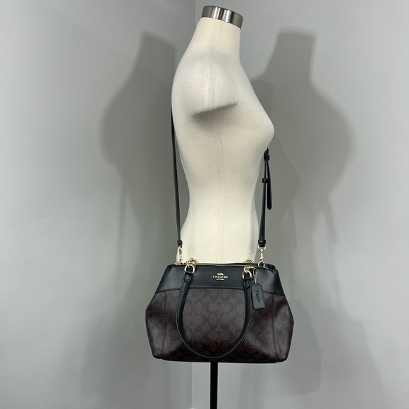 Coach‎ Brown Purse - Picture 15 of 16